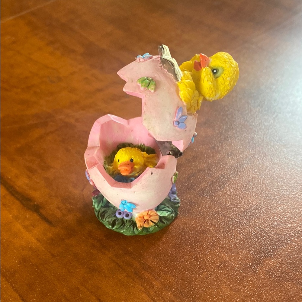 Two Spring Chicks in Folding Egg Figurine